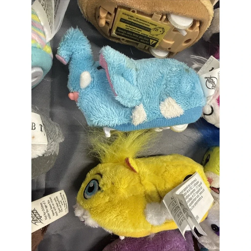HUGE Lot of 16 Zhu Zhu Pets & Accessories Hamsters